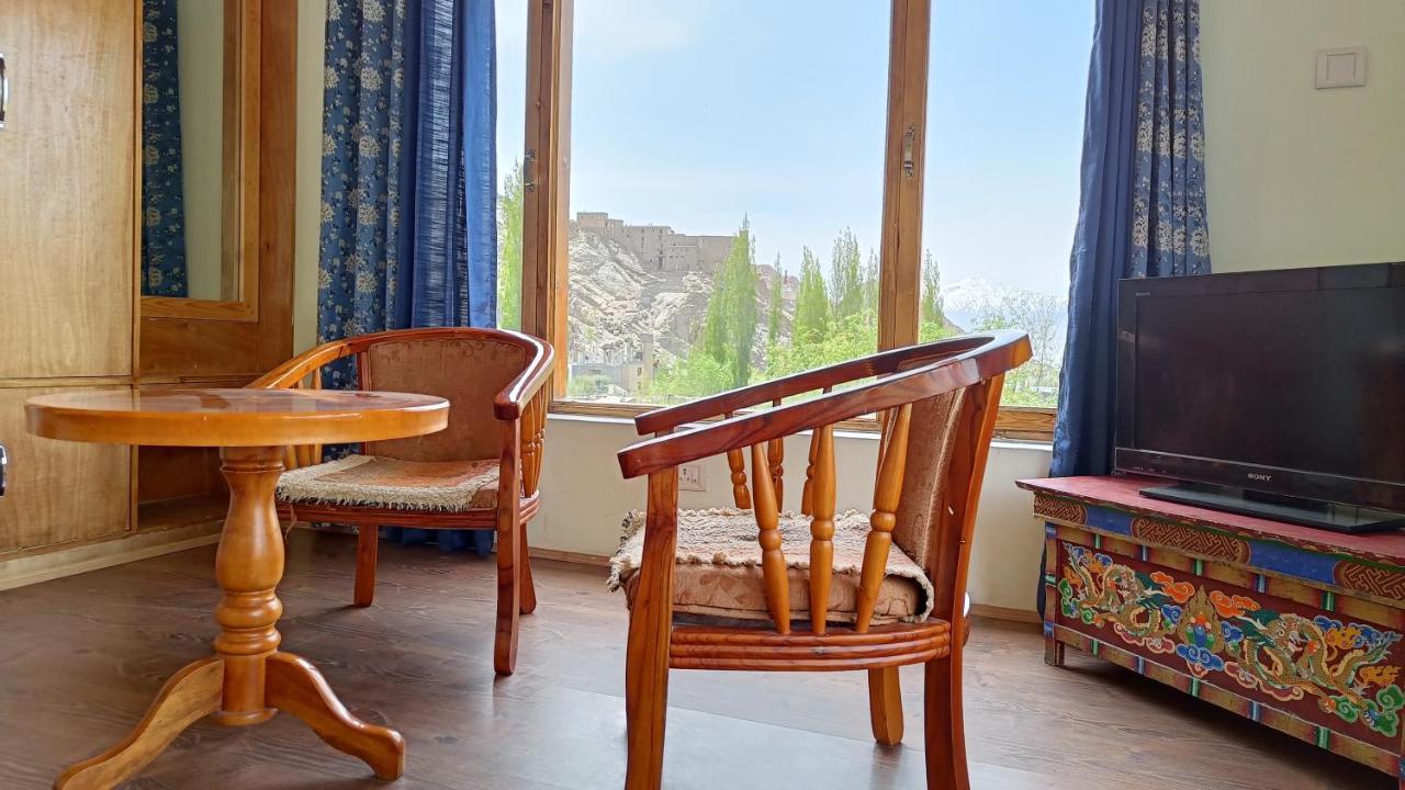 Niri-La Guest House ليه المظهر الخارجي الصورة