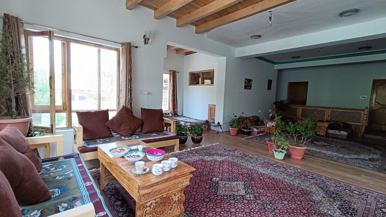 Niri-La Guest House ليه المظهر الخارجي الصورة